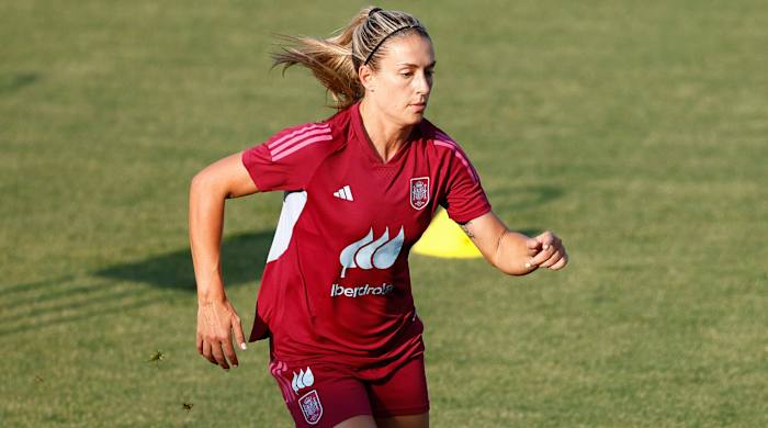 Alexia Putellas trains with Spain's women's national team ahead of the World Cup.